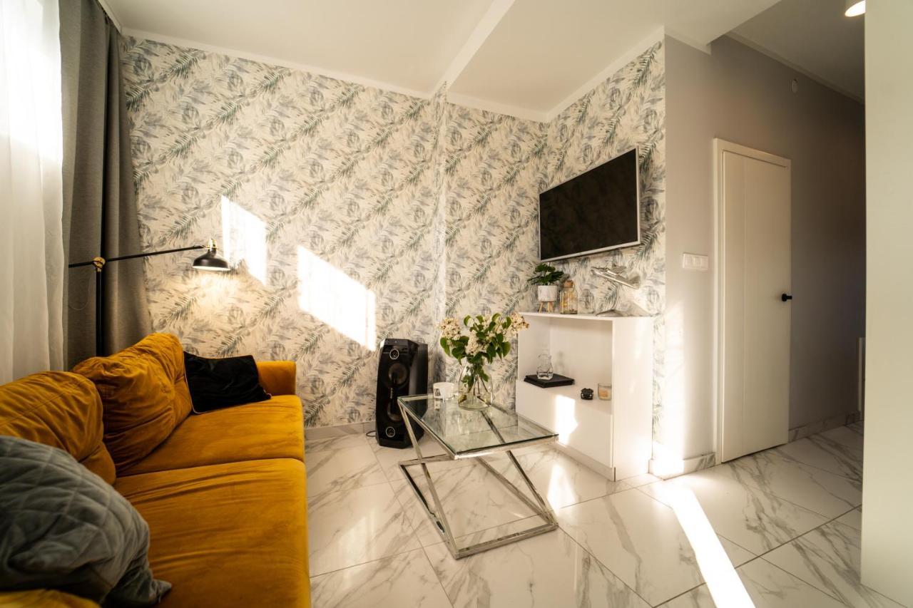 Kolorowe Apartamenty W Mielnie! 350M Od Plazy - 100M Od Jeziora! Мєлно Екстер'єр фото