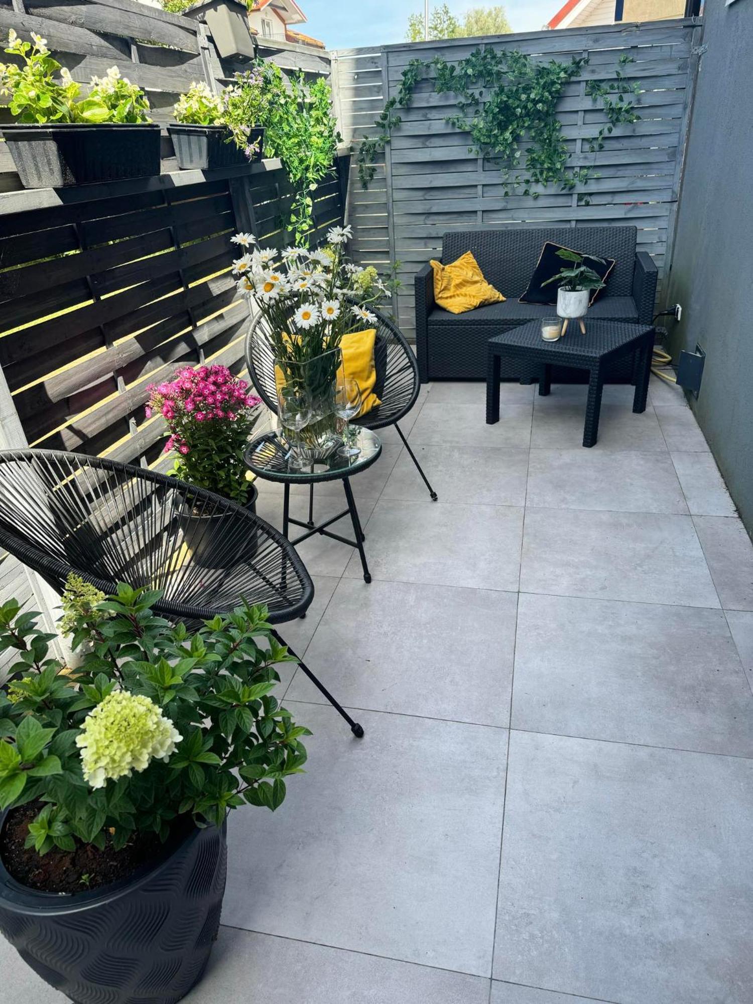 Kolorowe Apartamenty W Mielnie! 350M Od Plazy - 100M Od Jeziora! Мєлно Екстер'єр фото